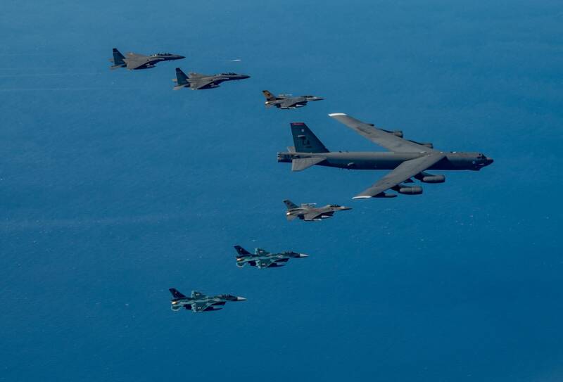 اولین رزمایش هوایی مشترک آمریکا، ژاپن و کره جنوبی+عکس