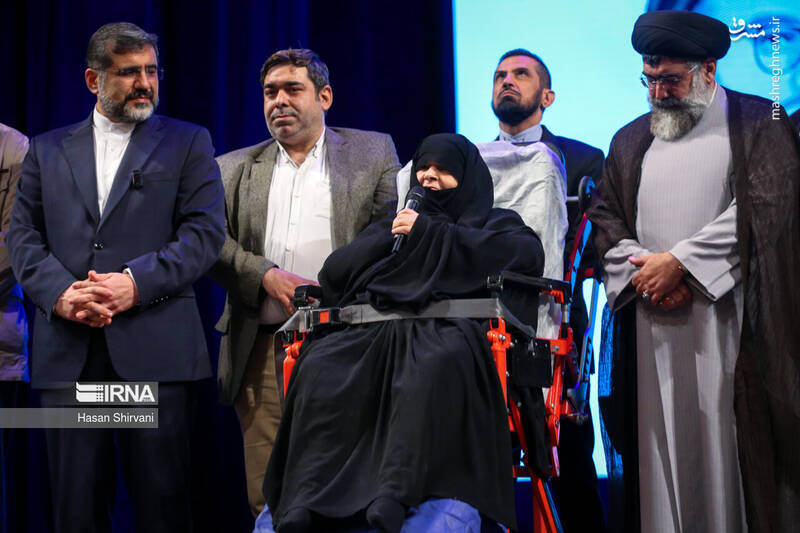 هر کس دست از «آقا سیدعلی» بکشد، ضرر کرده