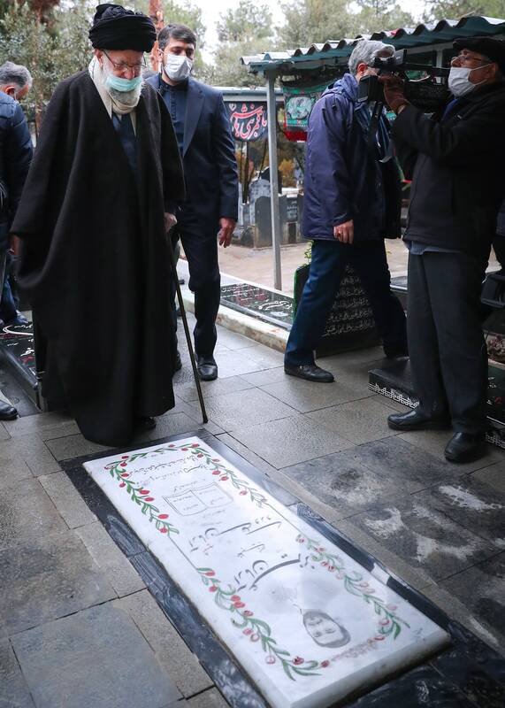 ۴ آبان در اکباتان تهران چه گذشت؟+ عکس