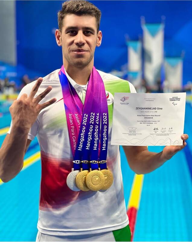 ورزشکار ایرانی به تنهایی بالاتر از ۱۶ کشور ایستاد +عکس