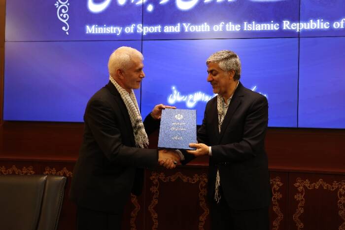 پایان یک انتخاب اشتباه؛ اصلاح طلبی که از وزارت ورزش رفت