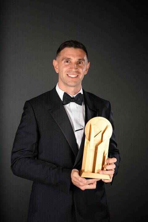 توپ طلای هشتم برای «لیونل مسی»/ برترینهای فوتبال جهان معرفی شدند