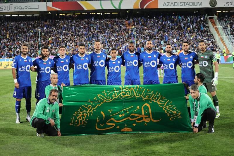 از نکونام انتظاری جز این نداشتیم/ این مدافع استقلال سراغ حاشیه نرود پیشرفت میکند