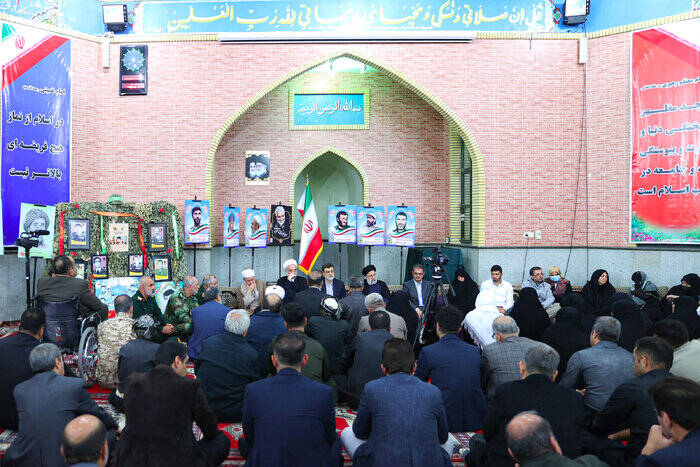 وحدت شیعه و سنی زمینهساز پیشرفت کردستان است