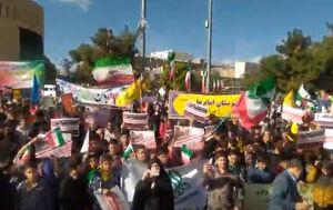 راهپیمایی ۱۳ آبان در میدان شهدا اراک
