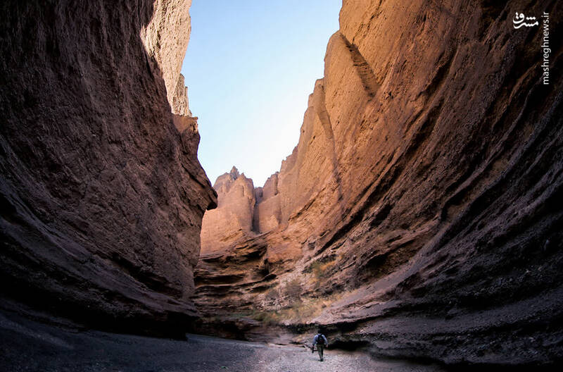 دره راگه؛ هنر طبیعت در دل بیابان رفسنجان +عکس