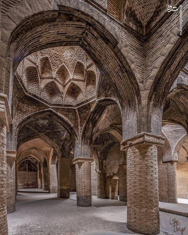 تصویری از معماری خیره کننده مسجد عتیق اصفهان
