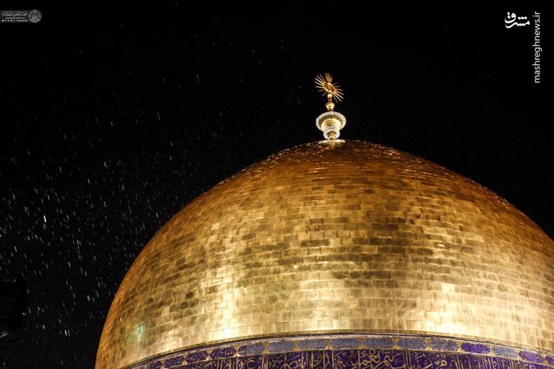 تصاویری زیبا از باران رحمت الهی در حرم مطهر أمیر المؤمنین