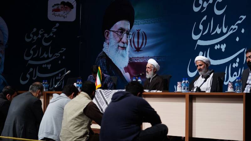 آرایش انتخاباتی جبهه انقلاب؛ نشست کشوری تحولخواهان و مجمع عمومی پایداری برگزار شد