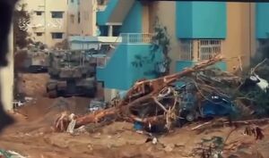 فیلم/ لحظه حمله قسام به تانک‌ها و نیروهای اشغالگر در غزه