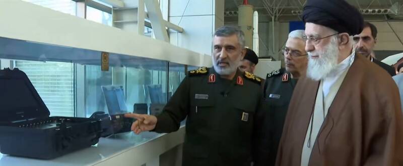 فرمانده کل قوا از کدام دستاوردهای هوافضای سپاه بازدید کردند؟+عکس و فیلم