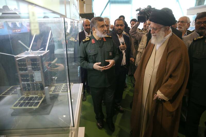 فرمانده کل قوا از کدام دستاوردهای هوافضای سپاه بازدید کردند؟+عکس و فیلم