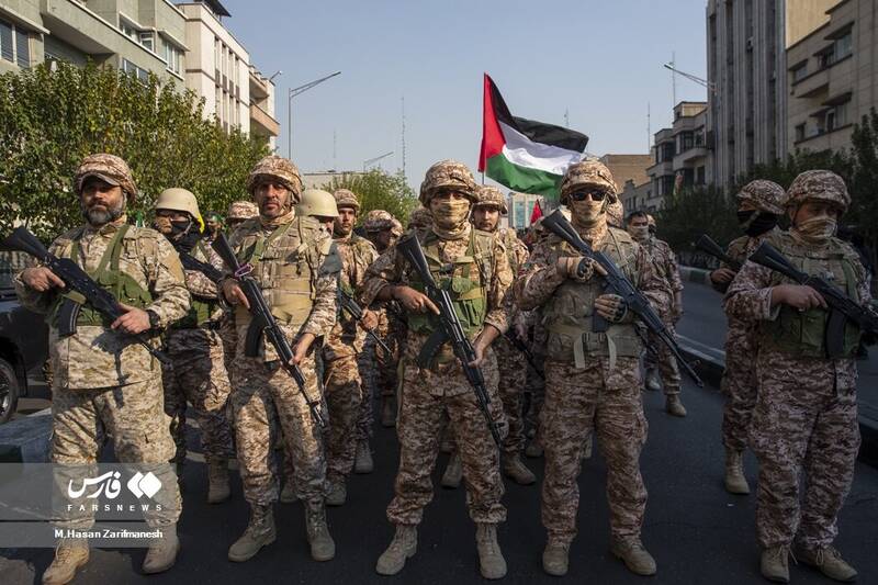 جزئیاتی از رزمایش 5 هزارنفری بسیجیان در تهران | کدام موشکها در تهران به نمایش عمومی درآمد؟