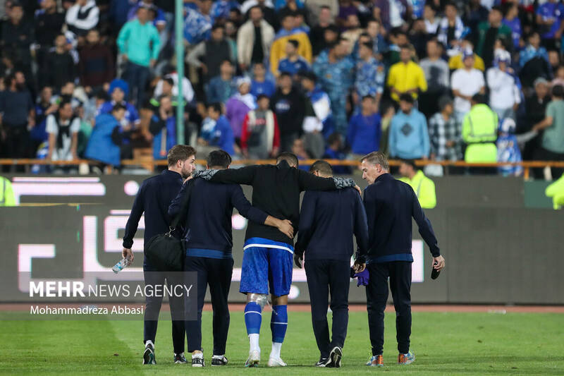 چالش نکونام برای خط دفاعی استقلال/ مرادمند معادلات را برهم زد