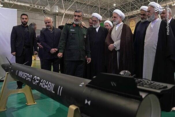 دستاوردهای اخیر هوا و فضای سپاه بازدارندگی به همراه داشته است/ قابلیتهای تولیدات موشکی و پهپادی سپاه