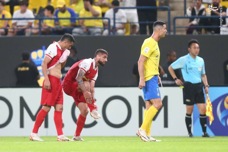 تساوی پرسپولیس مقابل النصر ۱۰ نفره/ کار صعود به هفته آخر کشید +عکس