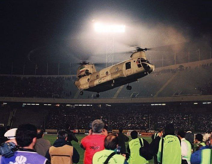 ۷۰هزار نفر به آزادی رفتند اما خبری از فوتبال نبود! +عکس