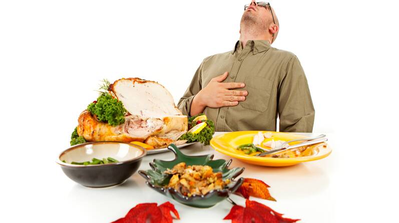 پرخوری و بیاشتهایی عصبی را چگونه درمان کنیم؟