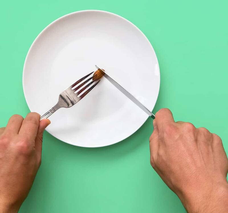 پرخوری و بیاشتهایی عصبی را چگونه درمان کنیم؟