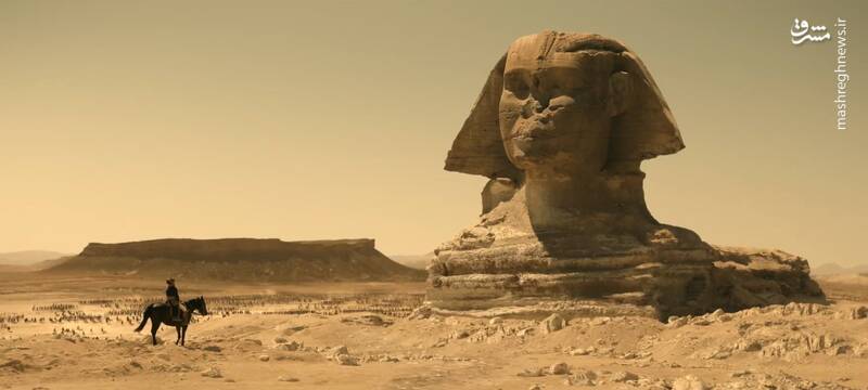 چرا ناپلئون ریدلی اسکات، به یک کمدی ناخواسته تبدیل شد؟ 18