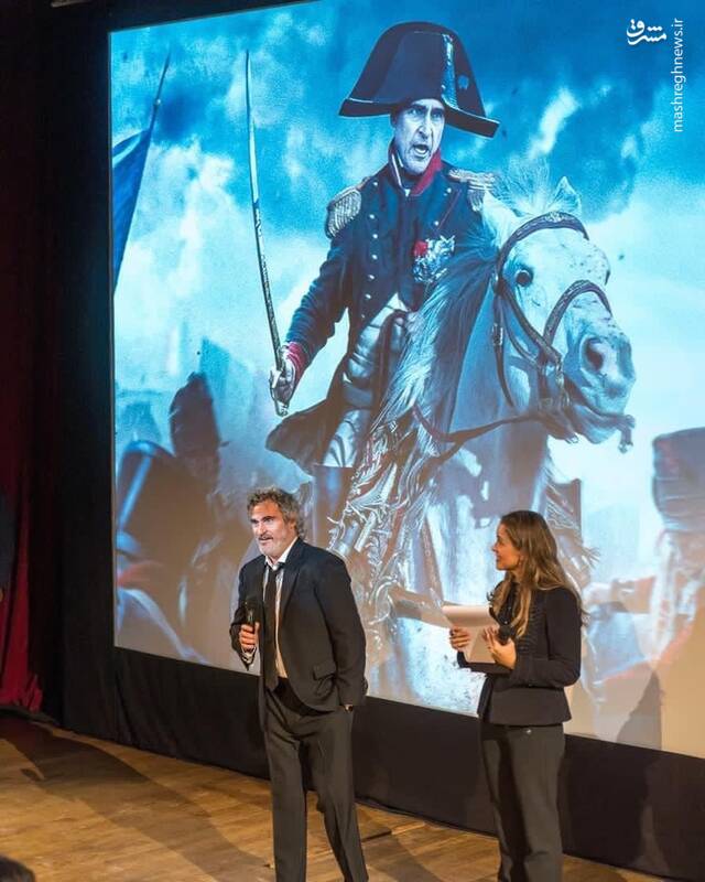 چرا ناپلئون ریدلی اسکات، به یک کمدی ناخواسته تبدیل شد؟ 15