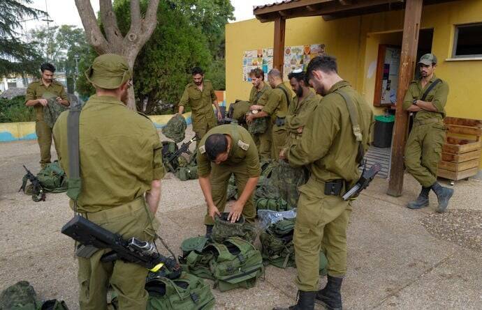 دو حمله به جولان اشغالی در کمتر از ۲۴ ساعت/ هنوز ۱۳۷ اسرائیلی دیگر در غزه اسیر هستند/ حمله به ادوات نظامی ارتش رژیم صهیونیستی توسط رزمندگان مقاومت/ ترور دو نیروی مقاومت در کرانه باختری+ عکس و فیلم