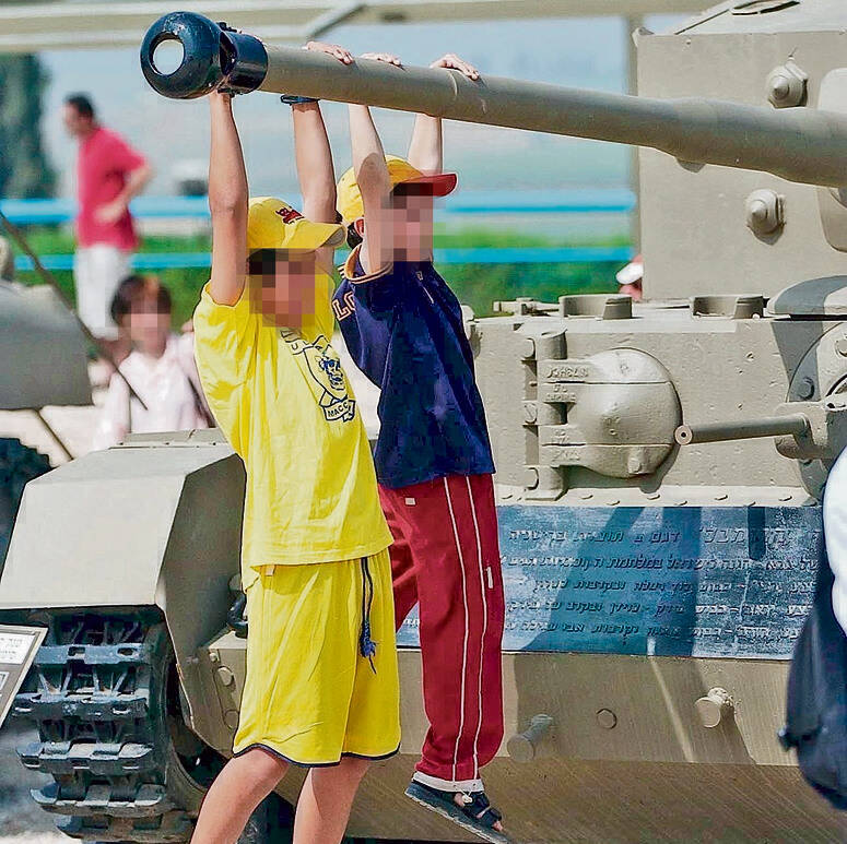 کودکان اسرائیلی با «نفرت» از عرب و فلسطینی بزرگ میشوند +فیلم و عکس