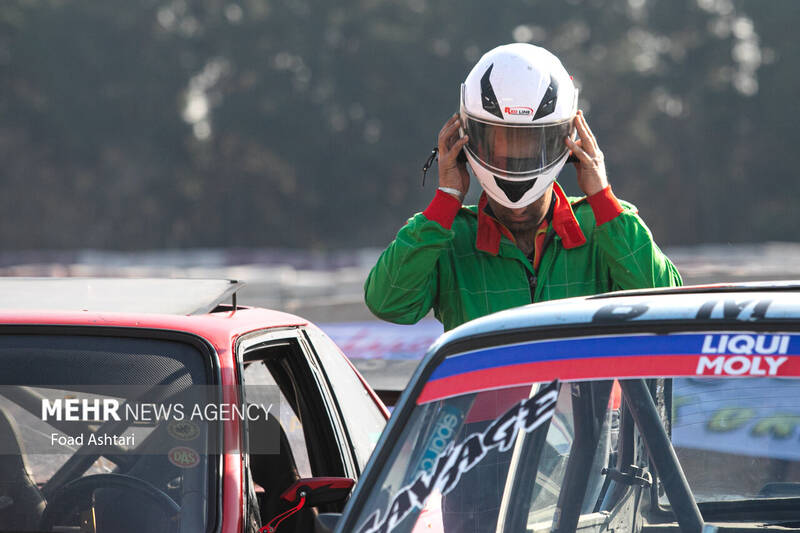 مسابقات کار پارک دریفت در دو کلاس مبتدی و حرفهای صبح روز جمعه ۱۷ آذر ۱۴۰۲ در پیست اتومبیلرانی آزادی برگزار شد.