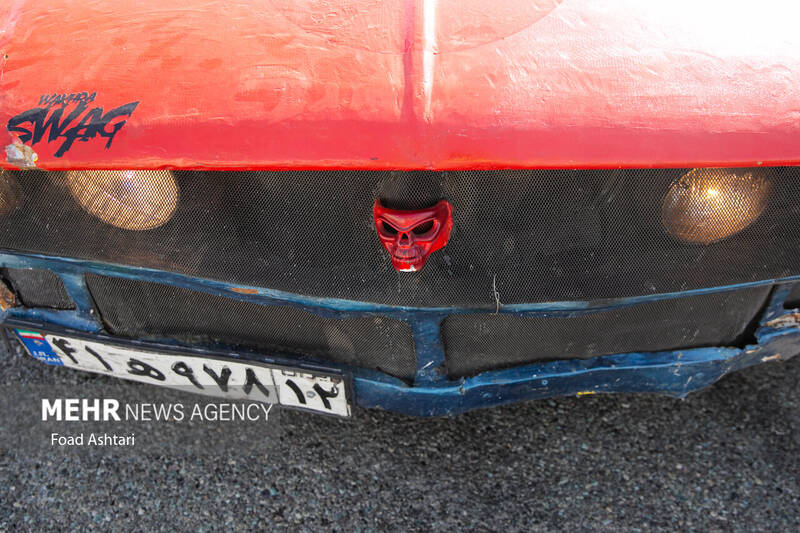 مسابقات کار پارک دریفت در دو کلاس مبتدی و حرفهای صبح روز جمعه ۱۷ آذر ۱۴۰۲ در پیست اتومبیلرانی آزادی برگزار شد.