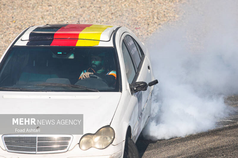 مسابقات کار پارک دریفت در دو کلاس مبتدی و حرفهای صبح روز جمعه ۱۷ آذر ۱۴۰۲ در پیست اتومبیلرانی آزادی برگزار شد.