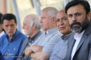 بازیکنان پرسپولیس فوتبالباز هستند نه فوتبالیست