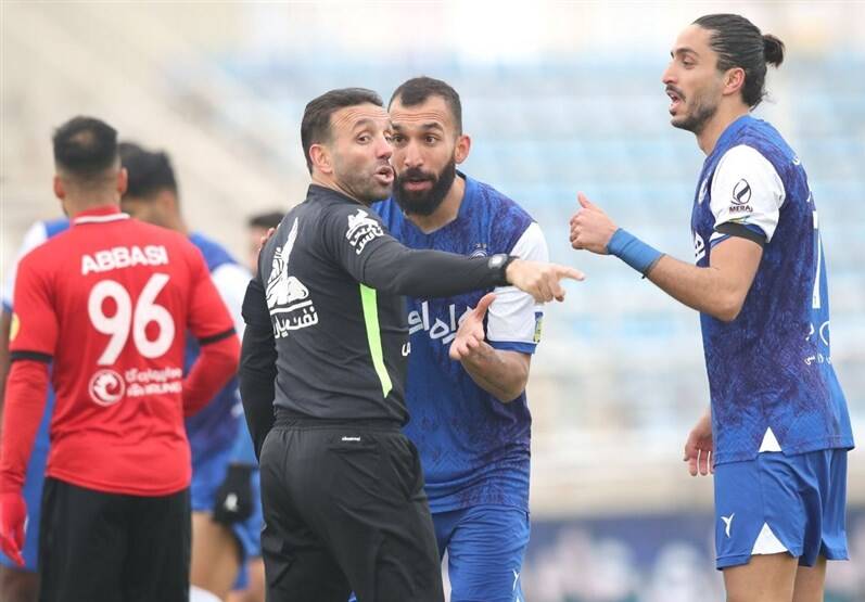 یک معلم و یک پزشک گزینههای قضاوت دربی ۱۰۲