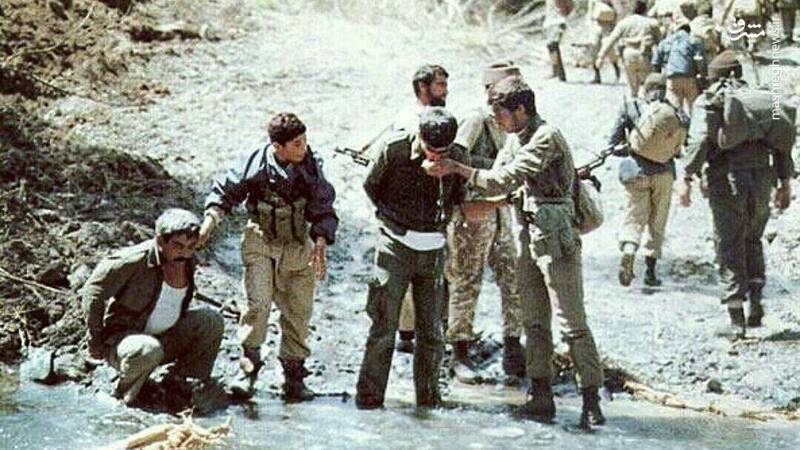 چگونه هشت سال جنگ ایران مقدس شد