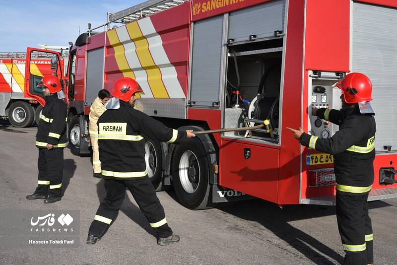 دومین روز آتش سوزی