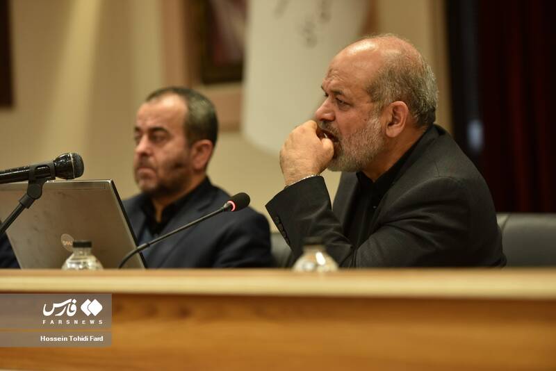 دومین روز آتش سوزی