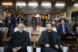 عکس/ حضور وزیر ورزش و جوانان و سخنگوی دولت در دربی تهران