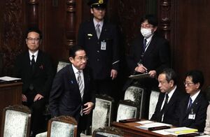 چهار عضو ارشد کابینه ژاپن در پی افشای فساد مالی استعفا کردند