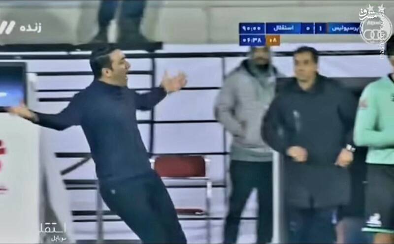 منجی نکونام در دربی برگشت کیست؟ +عکس