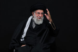 واکنش کاربران به حضور رهبر انقلاب در مراسم عزاداری ایام شهادت حضرت فاطمة