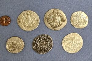 کشف سکه‌های عتیقه قاچاق در ایستگاه راه‌آهن