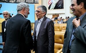 جنگ مواضع اتحادملتیها با کارگزارانیها بالا گرفت!/ تسویه رادیکالها در جبهه اصلاحات آغاز میشود؟