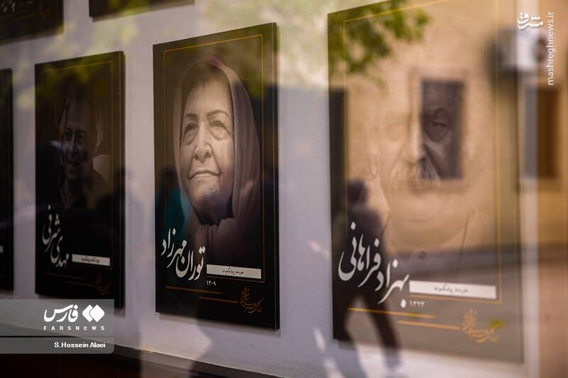 عکس / حضور چهرهها در مراسم تشییع پیکر "توران مهرزاد" 3