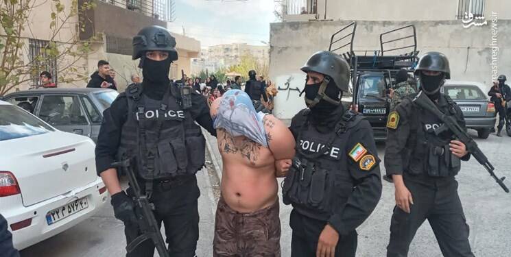 عملیات نوپو در طبقه پنجم ساختمانی در پرند +عکس