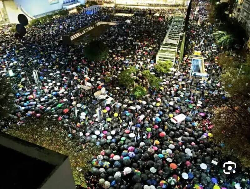 تظاهرات هزاران معترض علیه نتانیاهو در تلآویو +فیلم