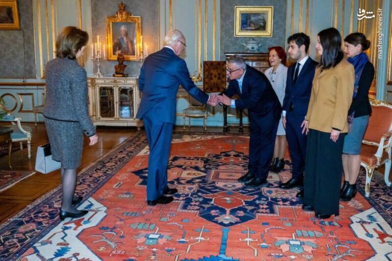 تعظیم ذلیلانه برای دریافت جایزه نوبل صلح!