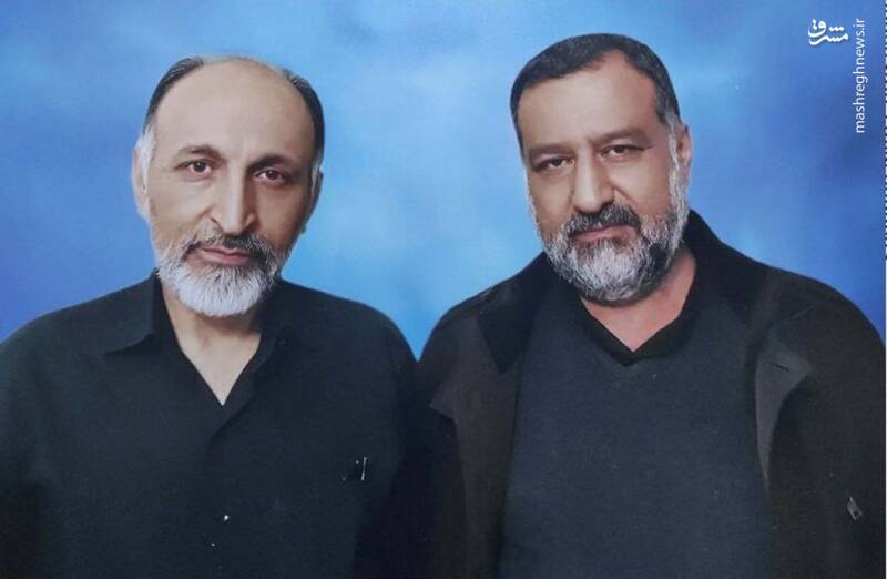 تصویری از شهید سیدرضی موسوی (سمت راست تصویر) در کنار شهید سیدمحمد حجازی (سمت چپ تصویر)