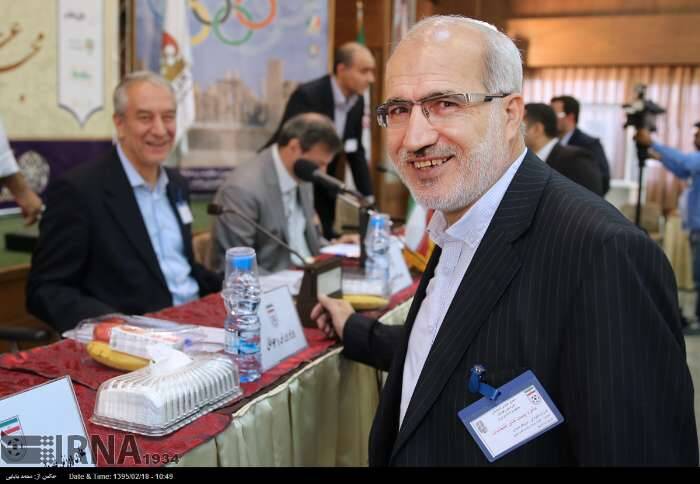 شما به نمایش مضحک فوتبال ایران دعوتید!/ فوتبالی با سقف کاذب!