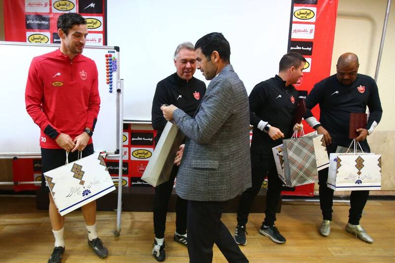 تمرین پرسپولیس با عطر کریسمس +عکس