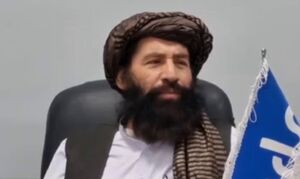 شعرخوانی مقام ارشد طالبان در مدح حضرت علی(ع)