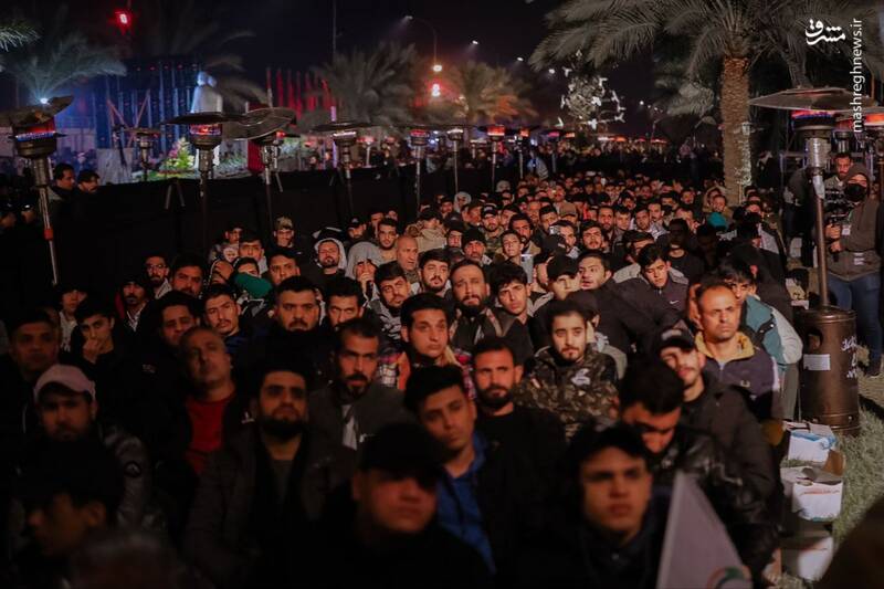 دعای خیر مادر در چهارمین سالگرد حاج قاسم+عکس